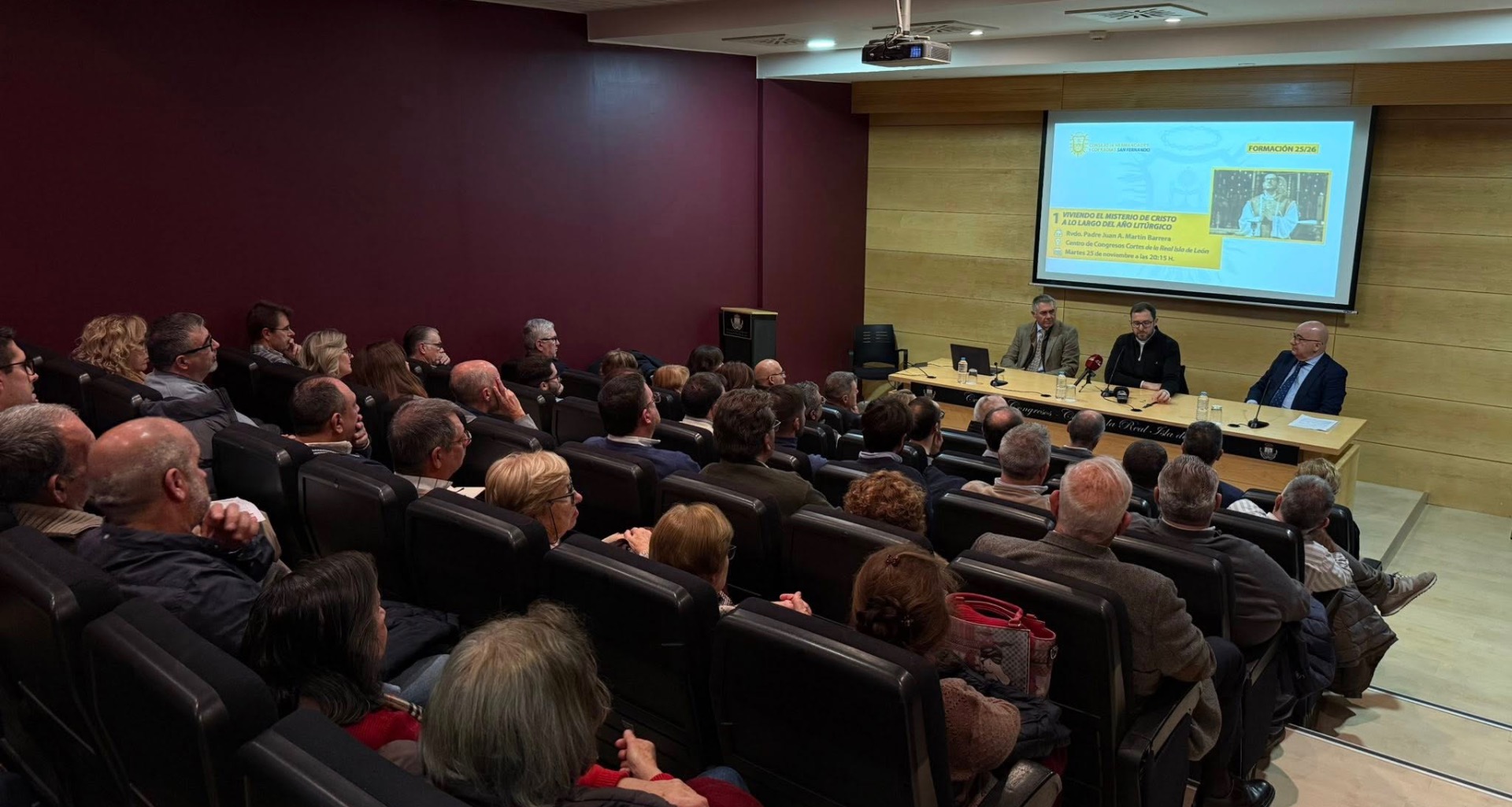 FORMACIÓN 25/26 | VIVIENDO EL MISTERIO DE CRISTO A LO LARGO DEL AÑO LITÚRGICO 