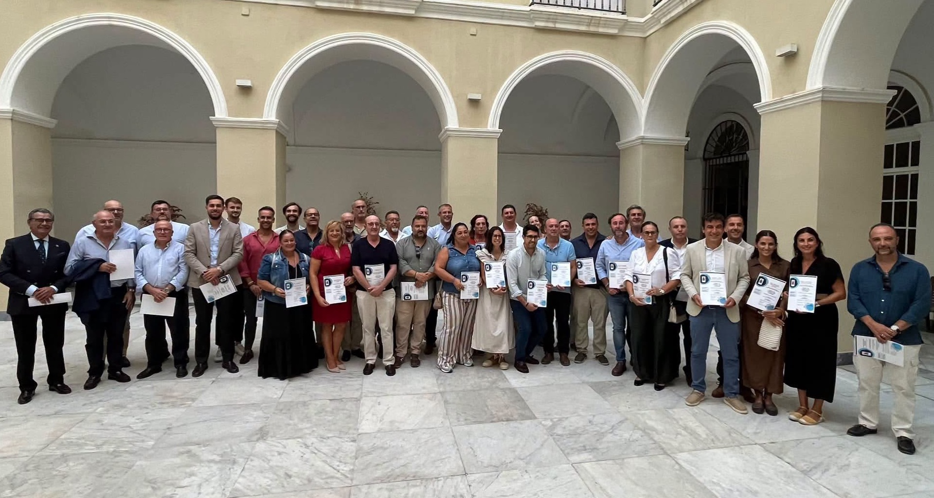 COFRADES DE SAN FERNANDO FINALIZAN EL CURSO DE FORMACIÓN COFRADE DE LA DIÓCESIS